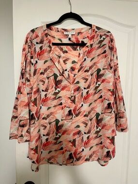 Chaus Coral-Pink Tropical Leaf V-Neck Blouse